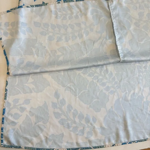 Tuckernuck Floral Blue and White Long Sleeve Dress - Picture 9 of 13